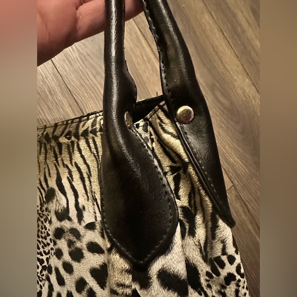 Cheetah shoulder bag purse for women - Picture 3 of 8